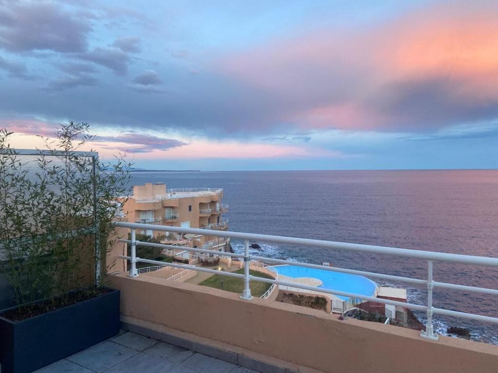 Tres Bel Appartement Cap Esterel Saint-Raphael  Exterior photo