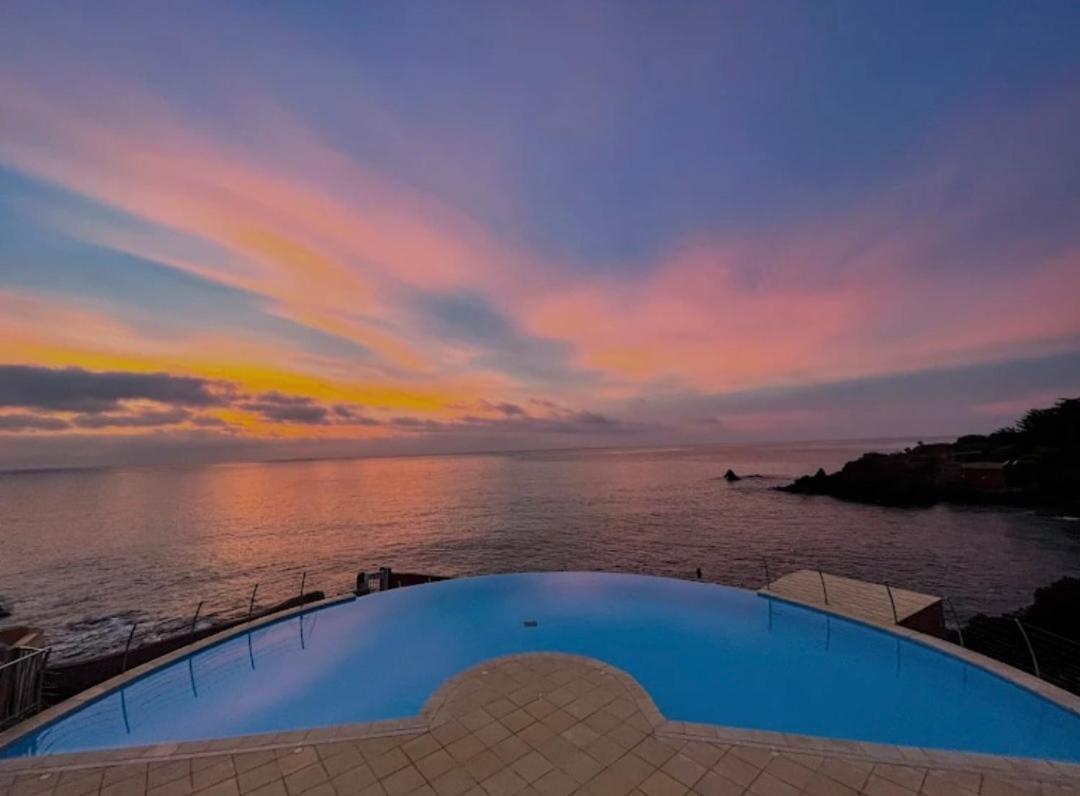 Tres Bel Appartement Cap Esterel Saint-Raphael  Exterior photo